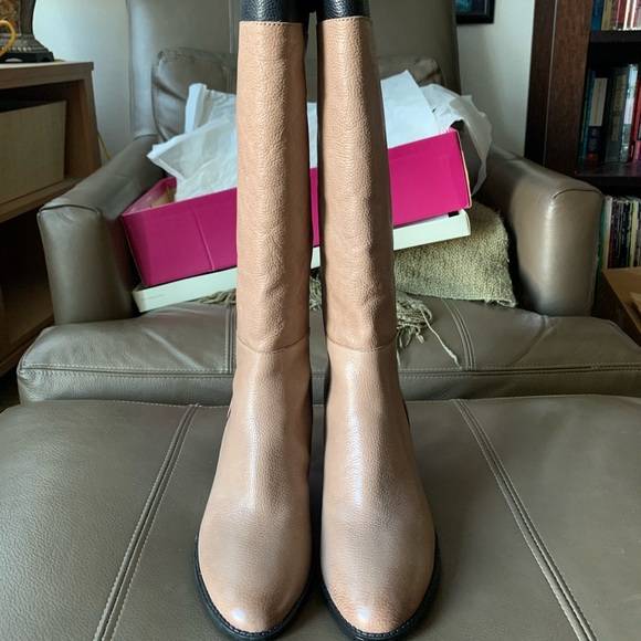 🆕 Naturalizer Frances Boots in Taupe/Black - Picture 10 of 15